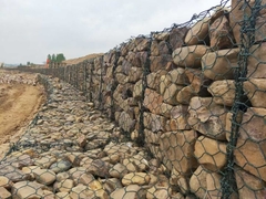 Hexagonale Gabion Mesh Double-Twist Netting Steel Wire Cage Gabion Baskets voor hellingsbescherming