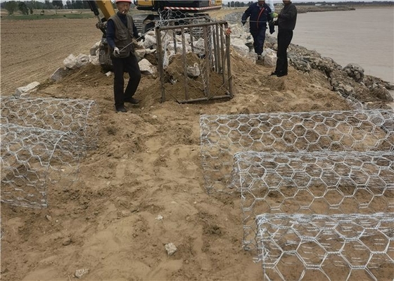Gegalvaniseerde zeshoekige gebreide gabion manden voor bescherming van water en bodem