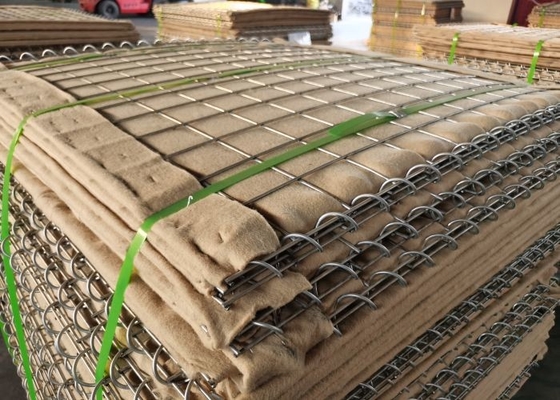Zinkgecoate itaire  barrières 4mm-5mm Spiral Dia met zware 2mm niet-geweven polypropyleen