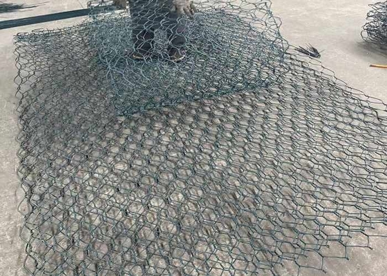 Galfanhoogspanning 60x80mm 2.4mm Gabion Draad Mesh For River Course Protection