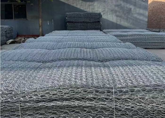 Gegalvaniseerde stalen draad 1m-6m Hexagonale Gabion manden voor water bodem brug bescherming