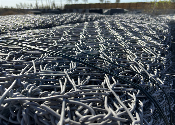 1m-2m Breedte gegalvaniseerde Gabion Box 80x100mm Mesh Grootte