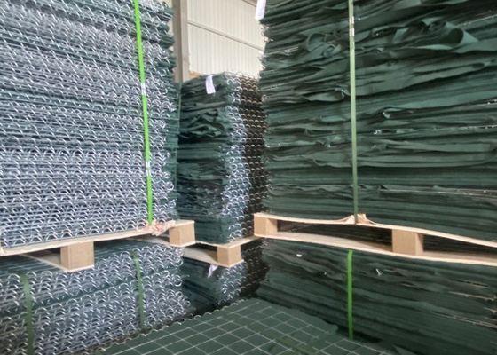 5.0mm Mesh Wire Panel itaire barrière Met 300g/m2 Geotextiel Stof Gewicht