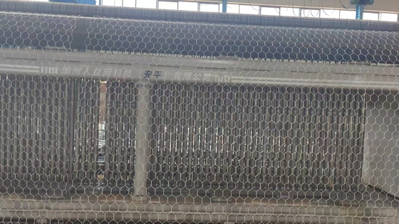 Gegalvaniseerd zeshoekig gabiongas voor stabilisatie van hellingen