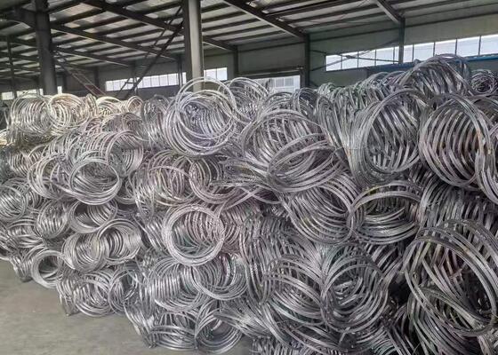 Lichte rotsvalbeschermingsnetten die een gemakkelijke installatie en onderhoud bieden en tegelijkertijd een maximale rotsvalbescherming bieden