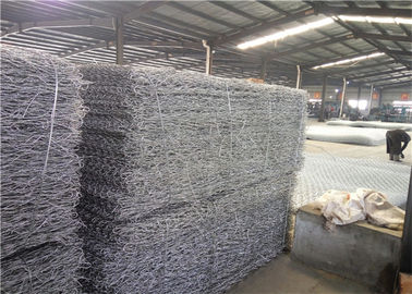 Op maat gecoate treksterkte 0,6m-0,9m Vierkant gat gegalvaniseerde draad Gabion Cage Box